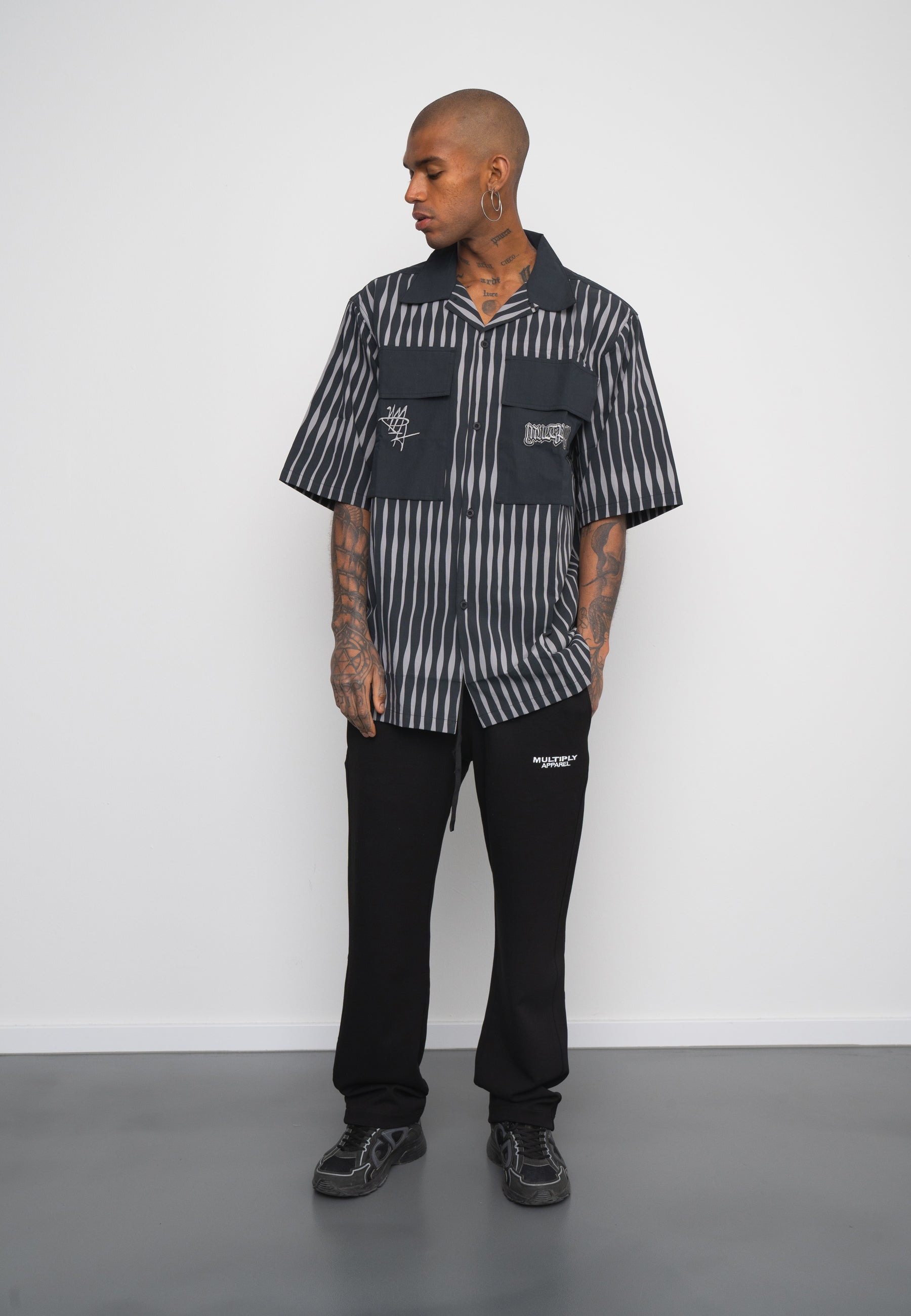 Oversize Shirt BARS Black Soda