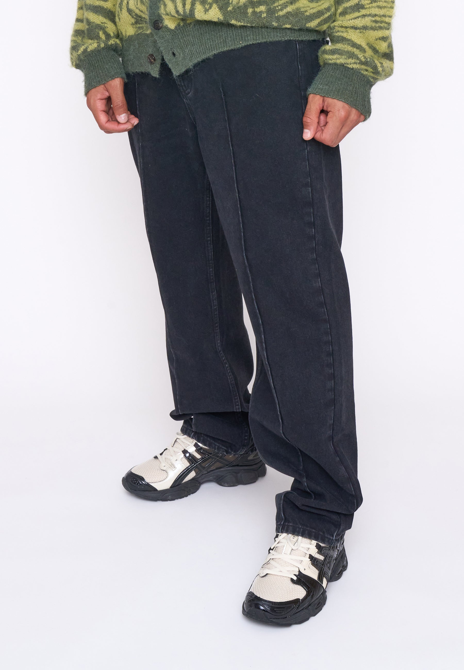 Multiply Pleated Denim Black